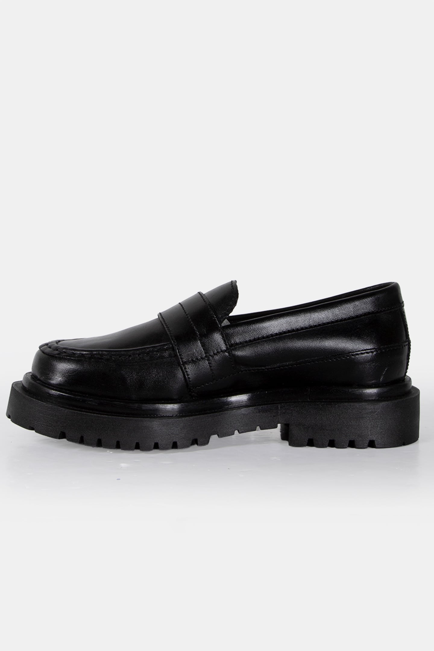 DECHASE – ADEY BLACK 2