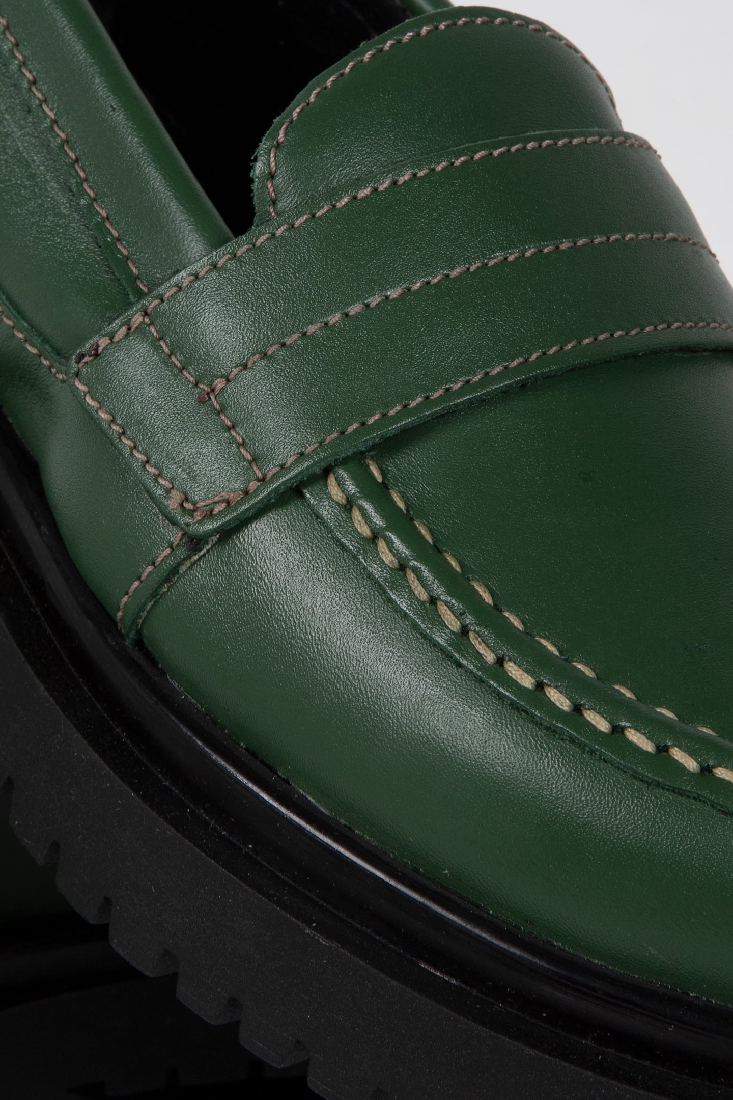 DECHASE – ADEY GREEN 4