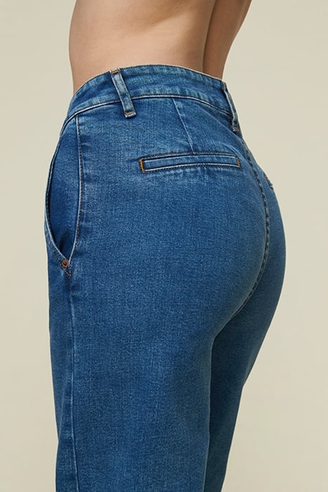 SILVIA DEN GREEN STONE 3