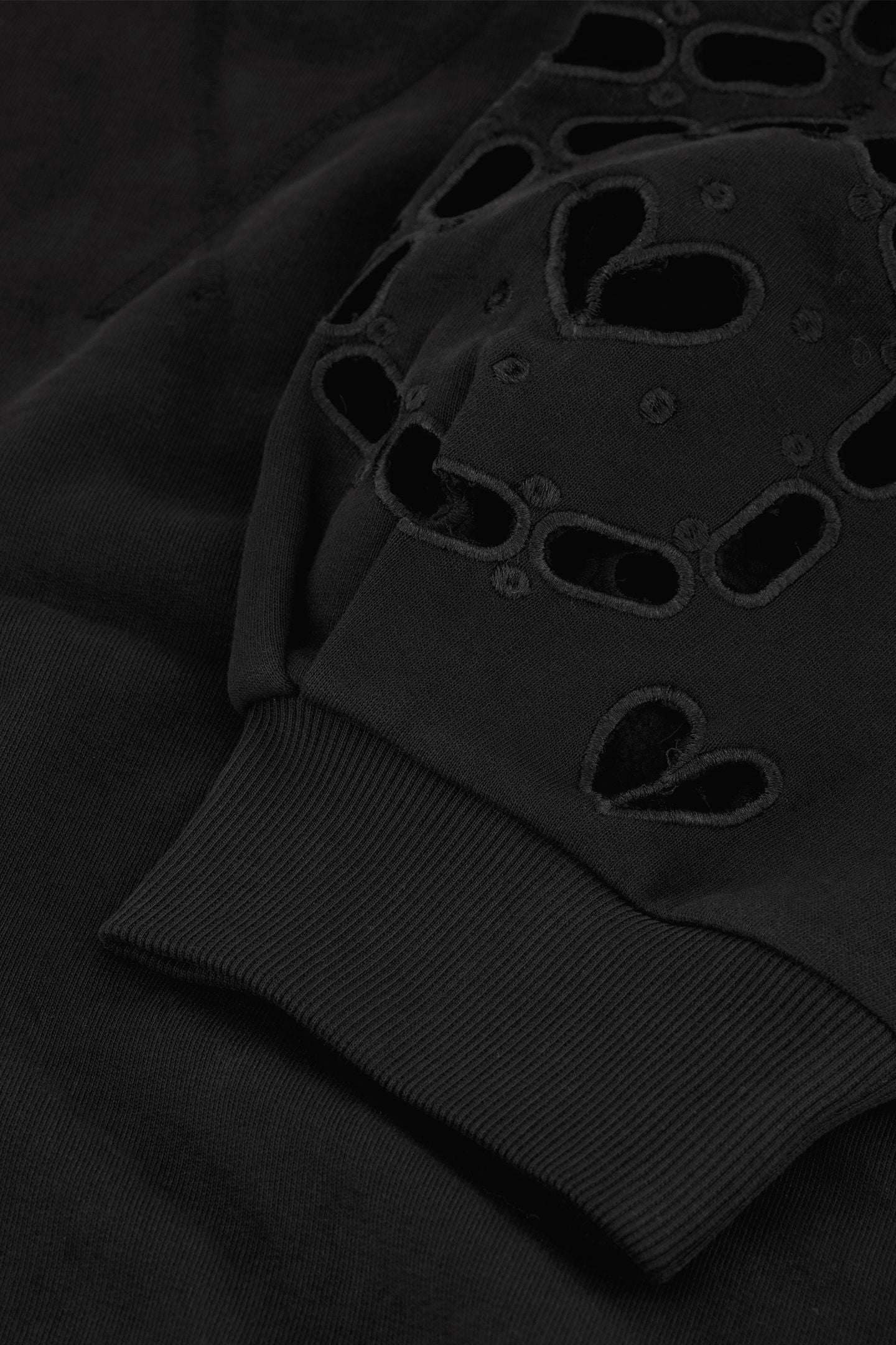 HENRIETTE SWEATER BLACK 4