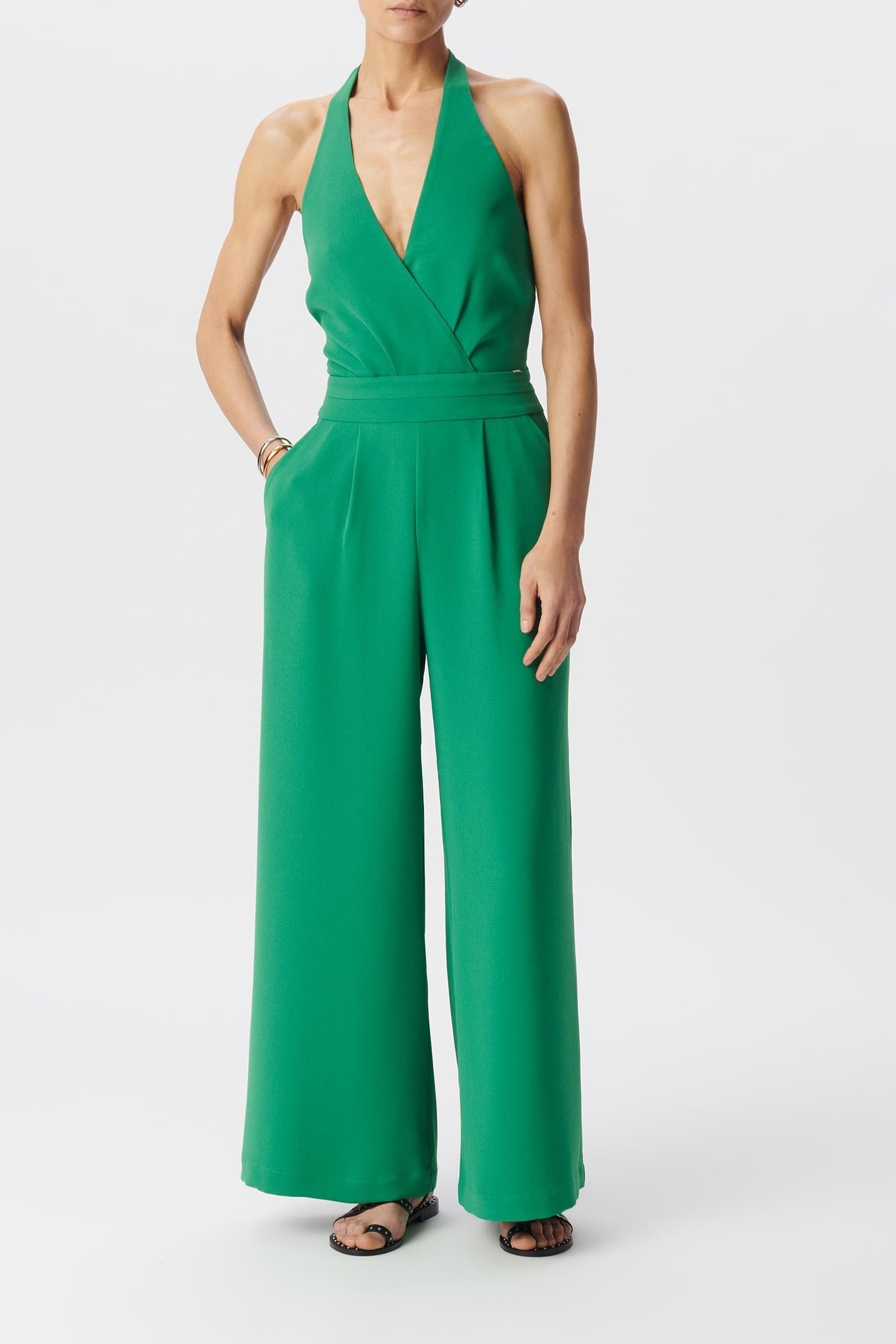 GREEN BACKLESS JUMPSUIT 1