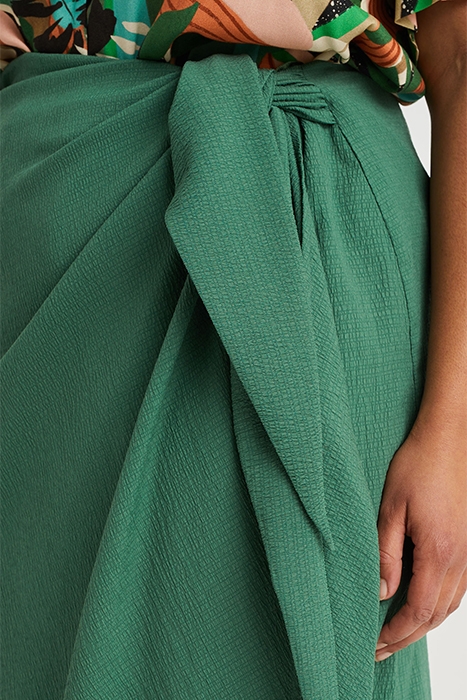 SKIRT MEDIUM LENGTH GREEN 6