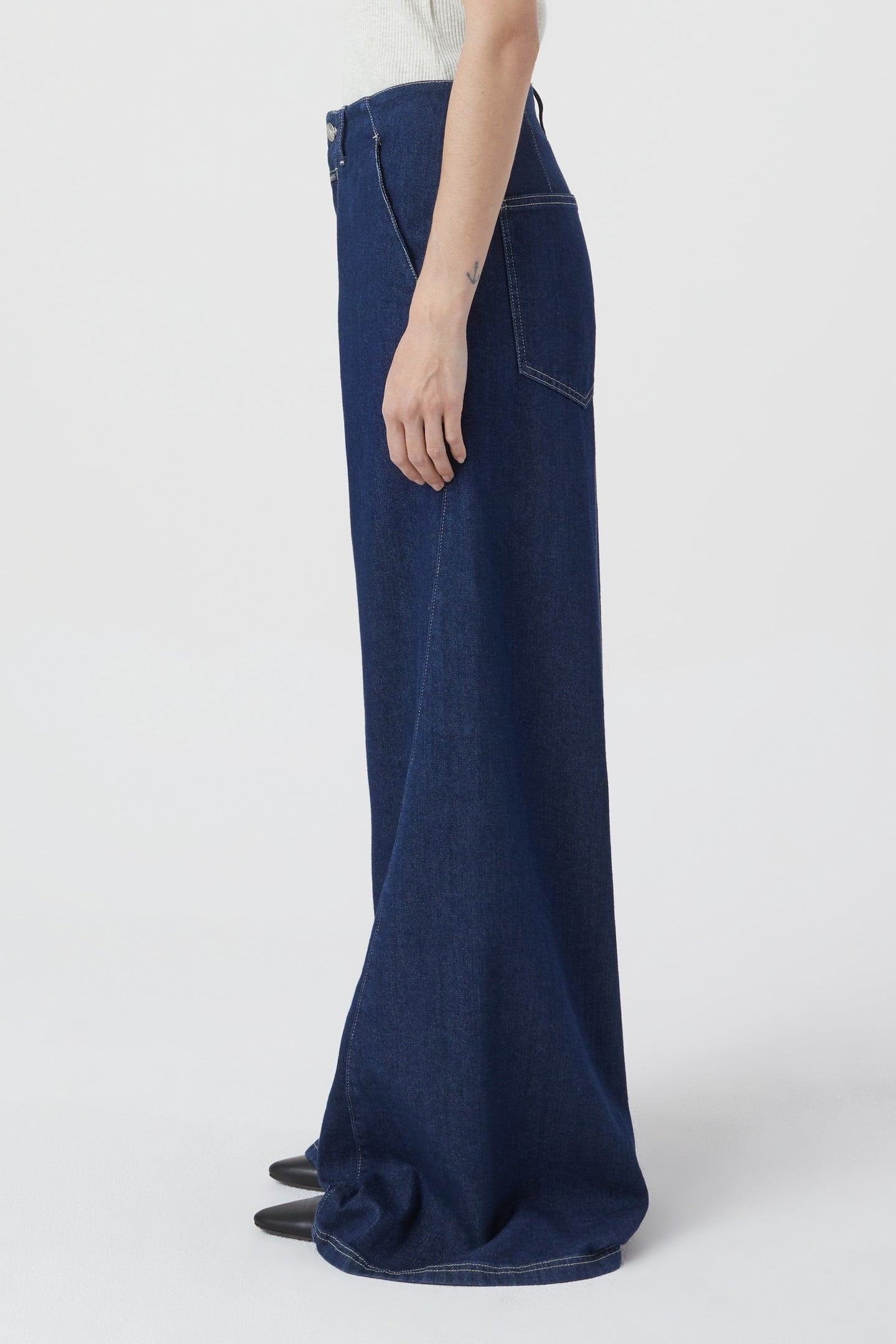 AVAN JEANS DARK BLUE 6